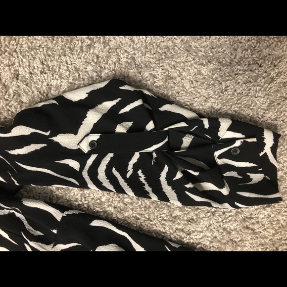 Ladies Zebra Striped Blouse - Picture 2 of 4